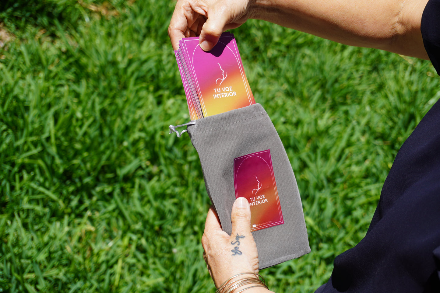 Tu Voz Interior - Oráculo de cartas inspiradas en Un Curso de Milagros